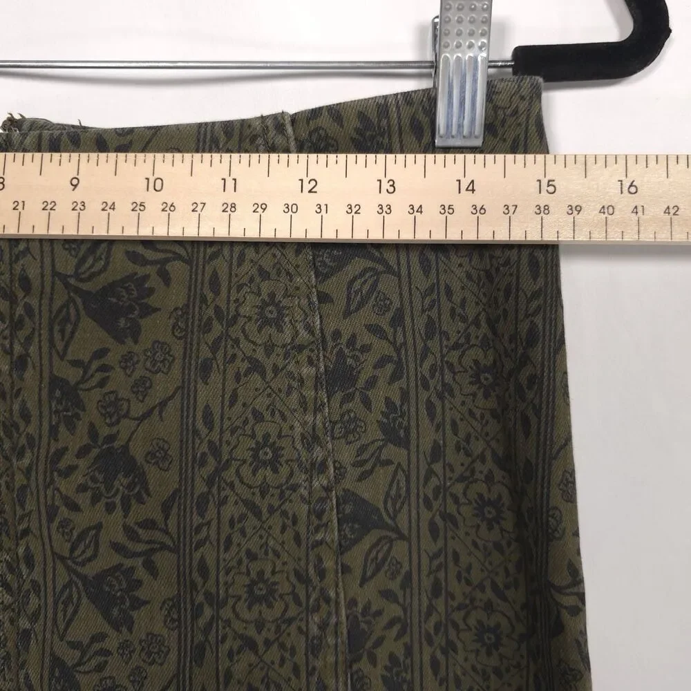 Free People Mini Skirt Size‎ 10 Modern Femme Floral Print Denim Green